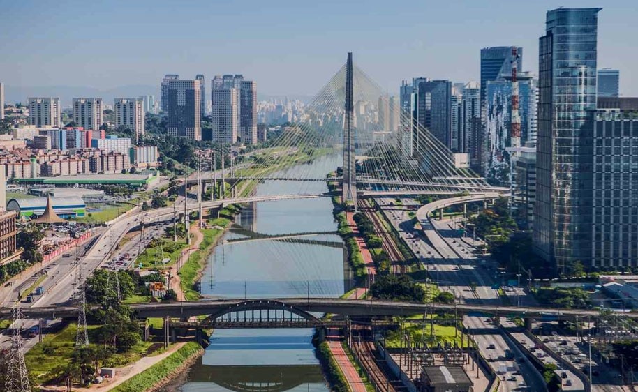 कडा मौद्रिक नीति र भन्सारले ब्राजिलको अर्थतन्त्र प्रभावित